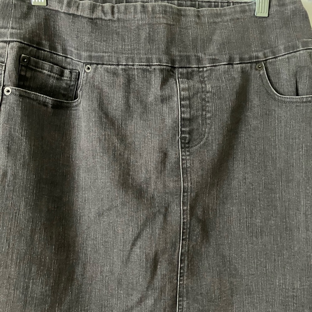 Denim skirt